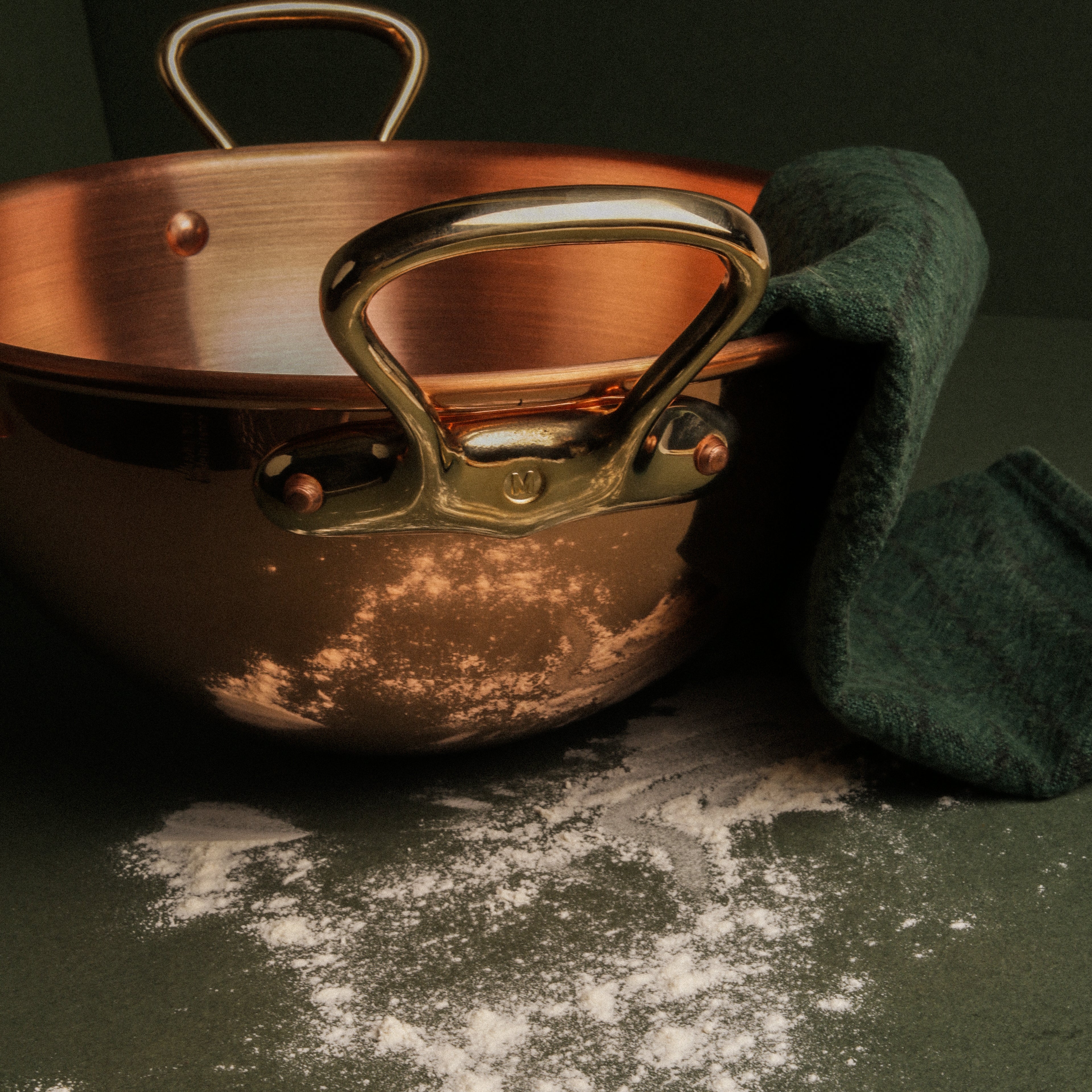 Mauviel M'PASSION Egg White Beating Bowl With Brass Handles, 4.9-Qt - Mauviel1830