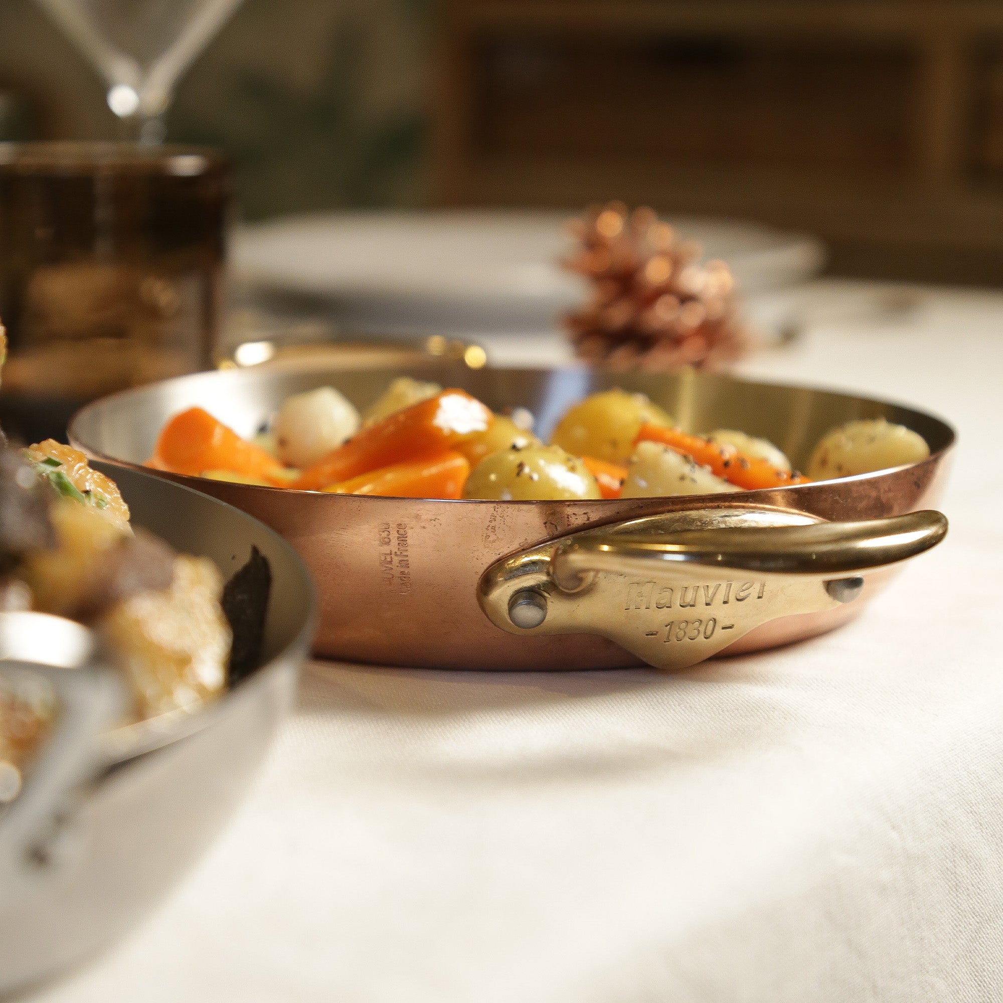 Mauviel M'Heritage M'150 B Copper Round Pan With Brass Handles - Mauviel1830