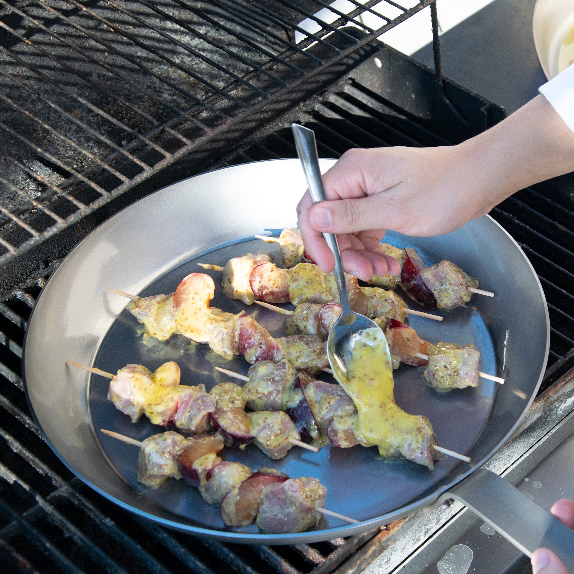 Mauviel M'STEEL Black Carbon Steel Crepe Pan With Iron Handle, 8.6-In - Mauviel1830