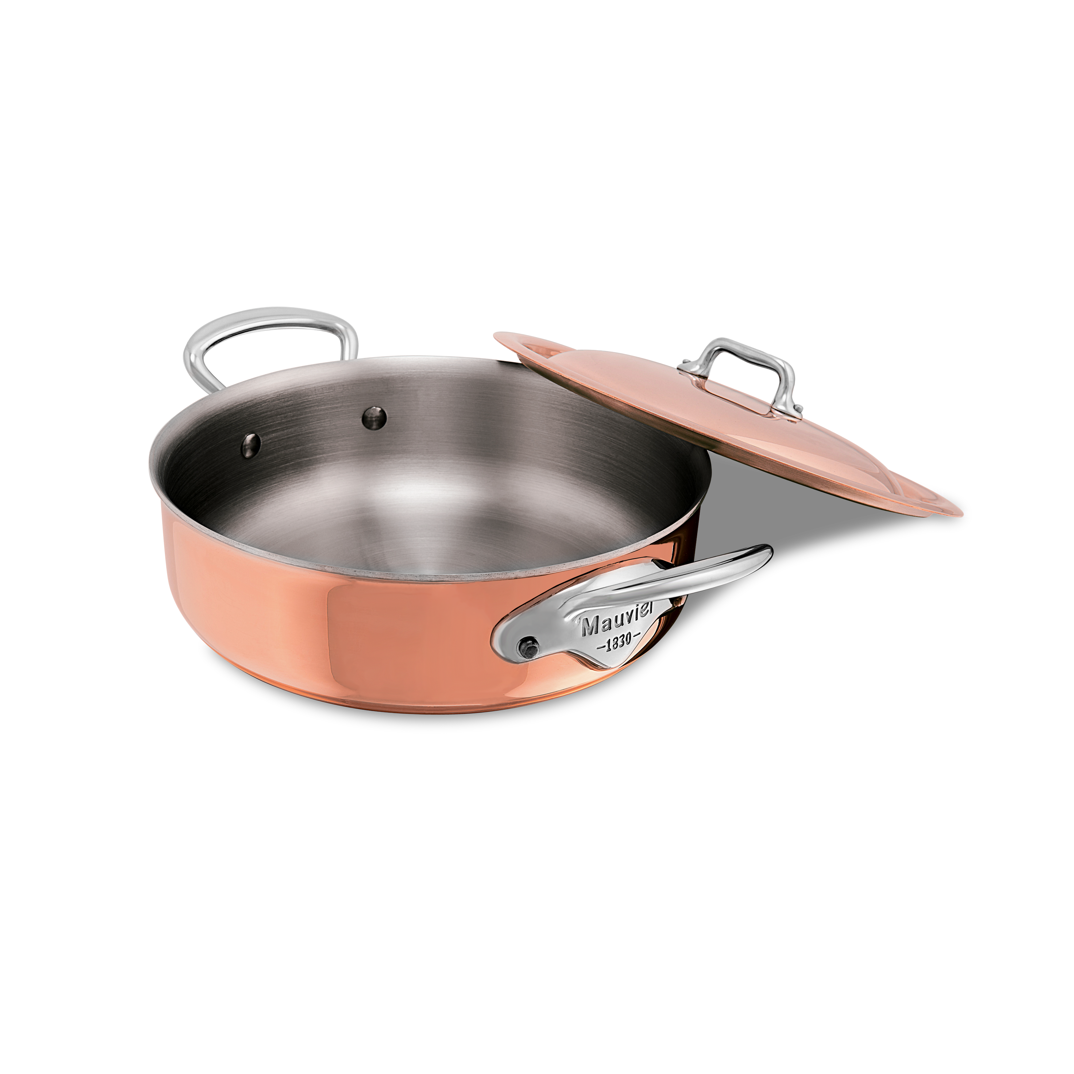 Mauviel M'6 S induction copper rondeau with lid, stainless steel handles, 3.4-quart cookware for versatile cooking.
